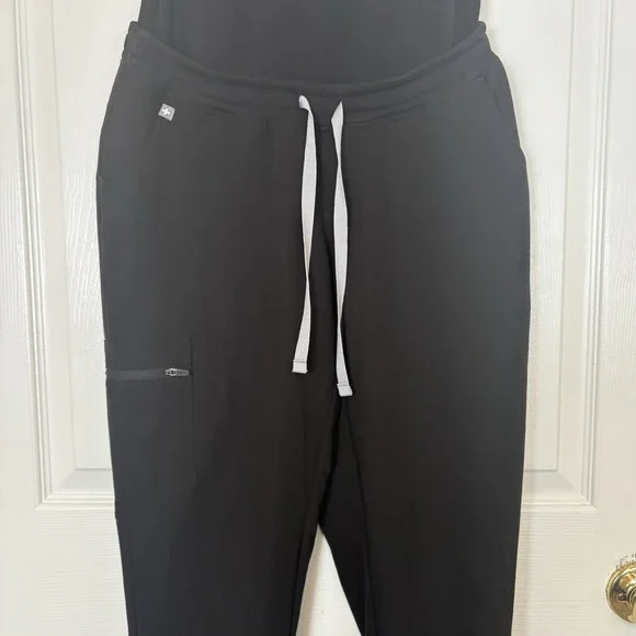 FIGS Women's Black Zamora Maternity Jogger Scrub Pants Small/Tall Full Panel - Picture 7 of 10